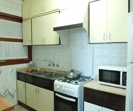 Las Roquetas - Can Picafort, 4 Bedrooms, 8 Persons Apartamento *
